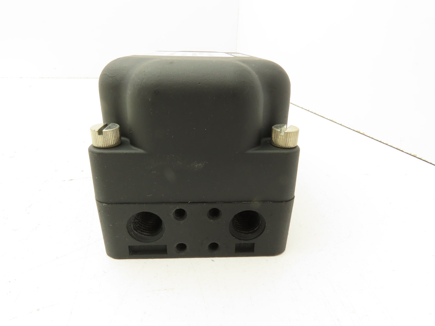 Fairchild T5200-90 Electro Pneumatic Pressure Transducer 1-9VDC 3-15PSIG