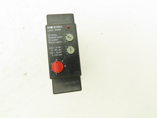 Brodersen UNIC XMW Time Delay Relay 240VAC 5A Base