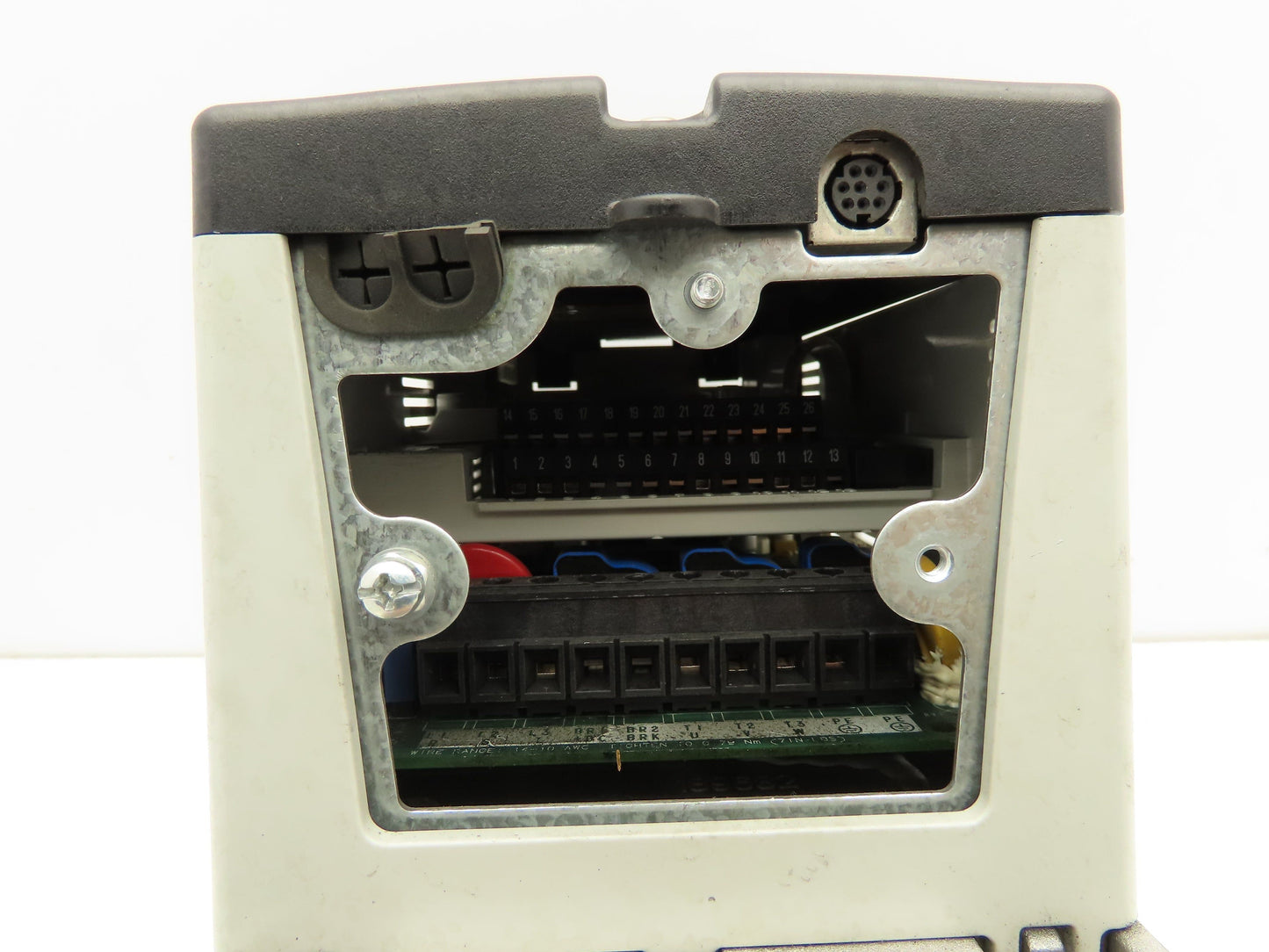 Allen Bradley 20AD2P1A0AYNNNC0 PowerFlex 70 Variable AC Drive VFD 1Hp 480V 3PH