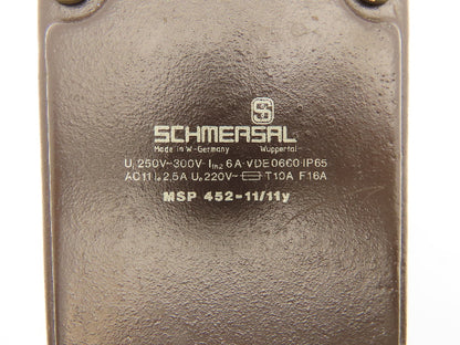 Schmersal MSP 452-11/11Y Rotating Spindle Limit Switch 250V 6A 3/8" Shaft
