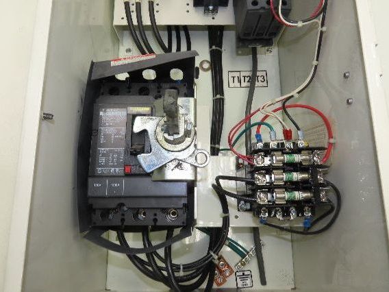 Square D ATV212 Schneider S-Flex Fan & Pump Drive Controller 30 Hp VFD 460V 40A