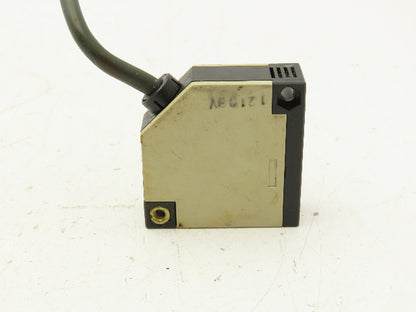 Omron E3JK-5DM2-US Photoelectric Sensor Switch