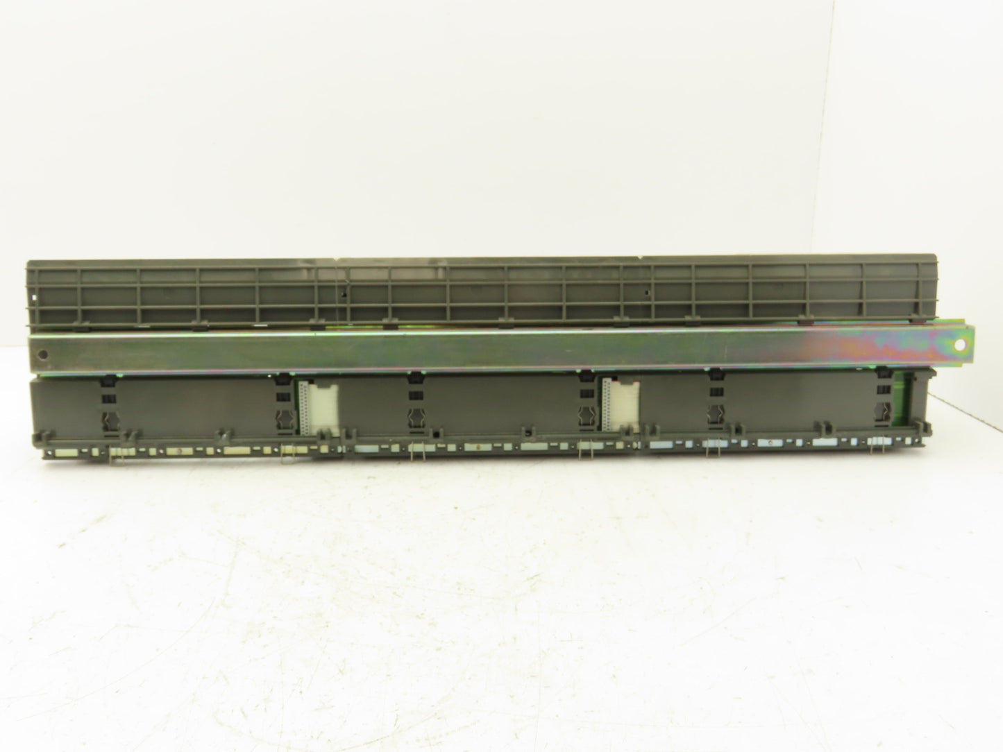 AEG/Modicon PC-A984-145 PLC CPU Processor Module 24VDC 14 Card Rack