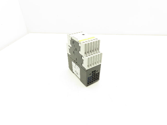 Siemens 3TK2827-1BB40 Siguard Safety Relay 24V 0.5-30 Sec.