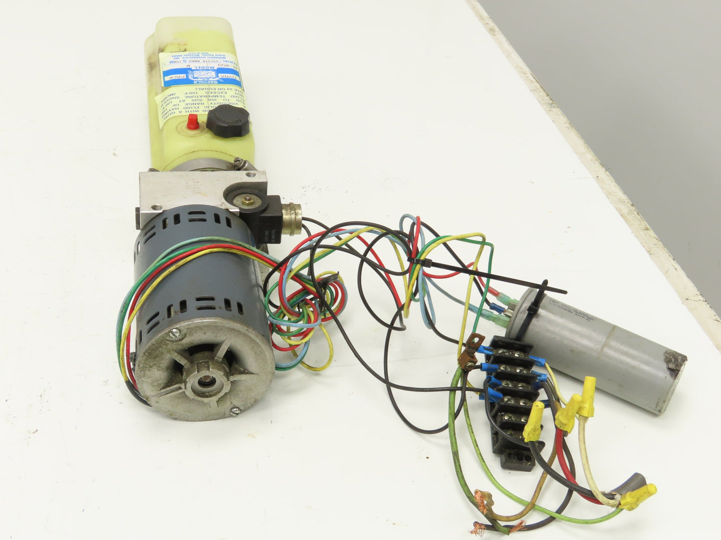 Monarch Hydraulics Dyna Pack M-459 Hydraulic Power Unit 2L Tank 1/2Hp 120V 1PH