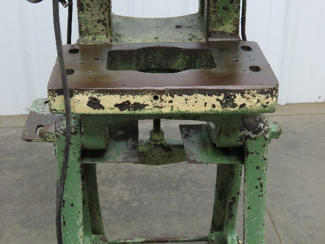 Niagara No 3 Mechanical OBI Punch Press 18 Ton1-1/2" Stroke 4-1/2" Throat 3Ph