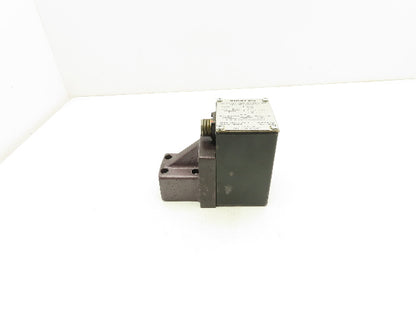 Vickers EHST-3-FVE-30 Proportional Pressure Control Valve