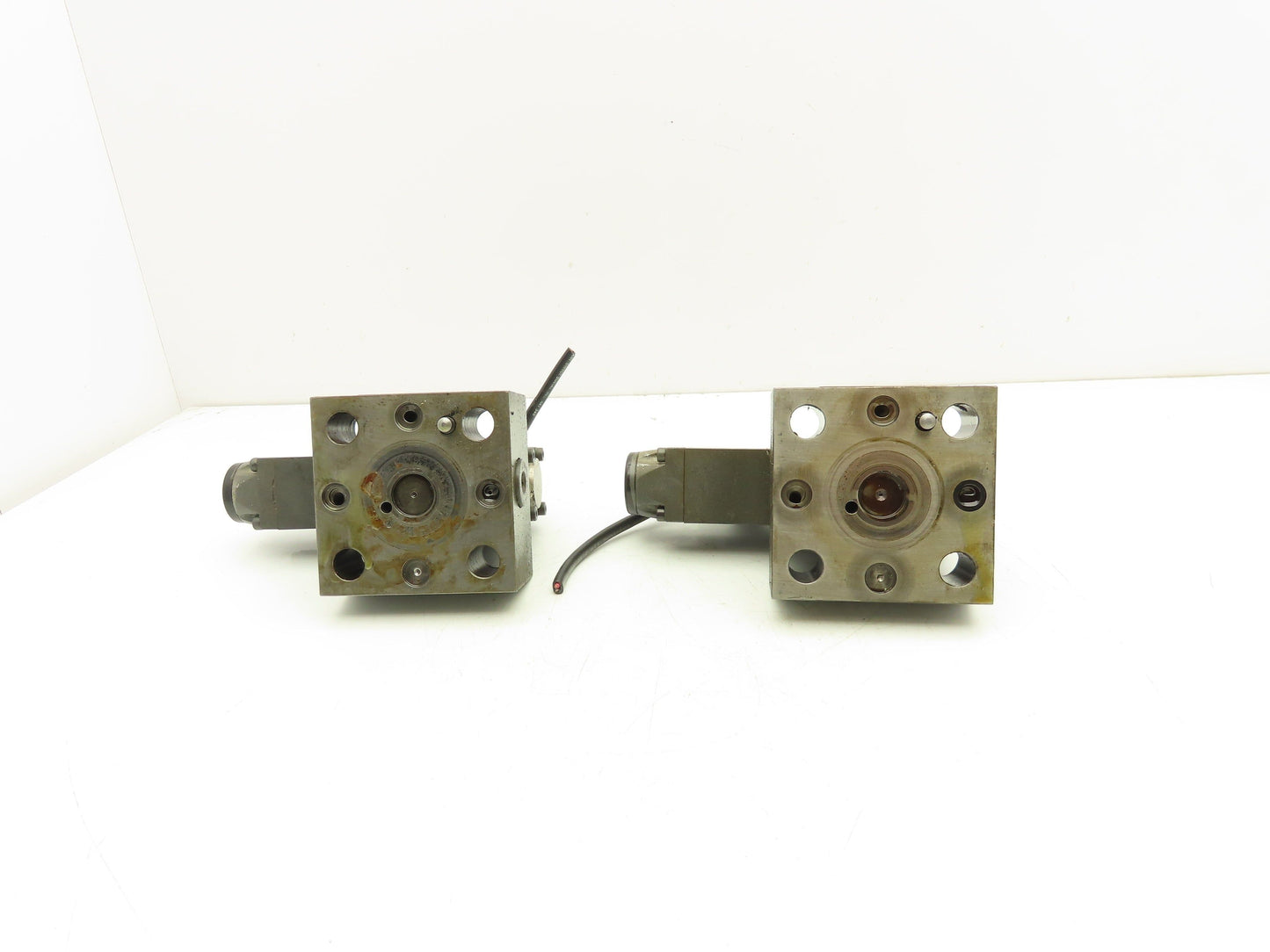 Rexroth LFA25 GWB-60 Logic Cartridge Valve Solenoid Control Cover 24VDC Lot of 2