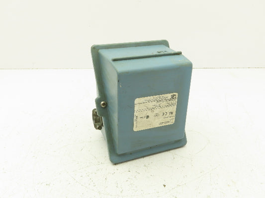 United Electric J403-451 Pressure Switch 80" WC 225PSI Max 3 Pole Relay
