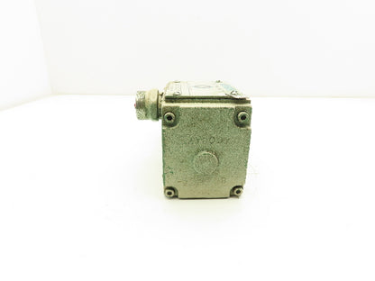 Vickers DG4S4 016A WB 50 Directional Control Solenoid Valve 120V 400873