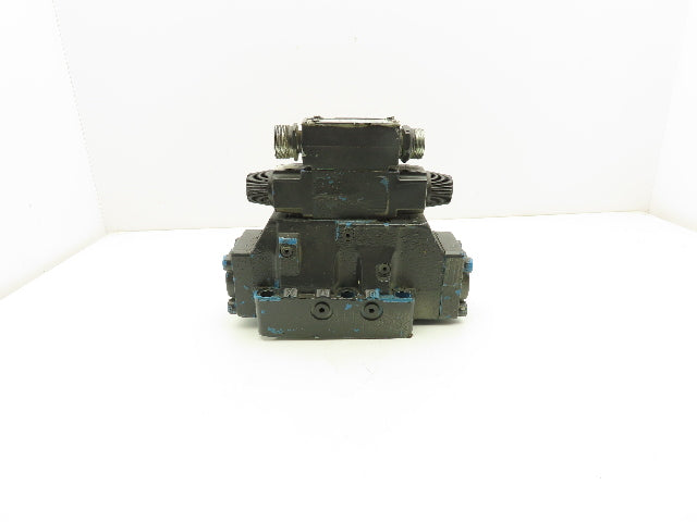 Vickers DG5S8 6C M WB 20 Directional Solenoid Valve 120V DG4V-3-6C-M-W-G-40