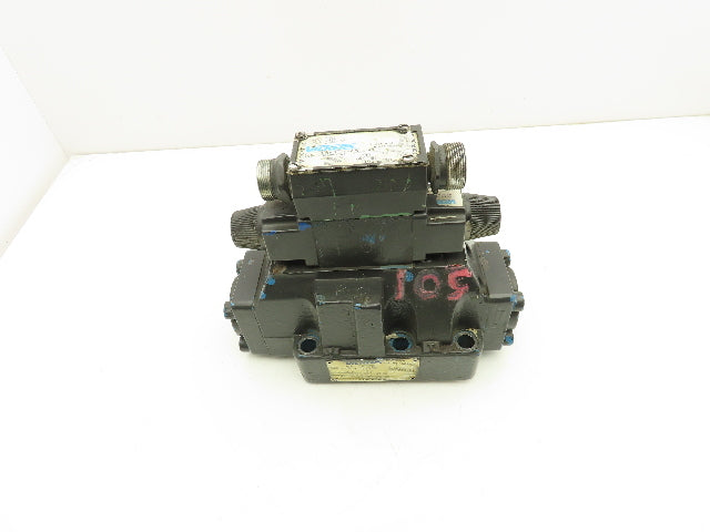 Vickers DG5S8 6C M WB 20 Directional Solenoid Valve 120V DG4V-3-6C-M-W-G-40