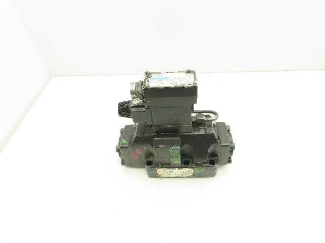Vickers DG5S8 0A M WB 20 S375 Directional Solenoid Valve 120V DG4V-3-2A-M-W-B-40