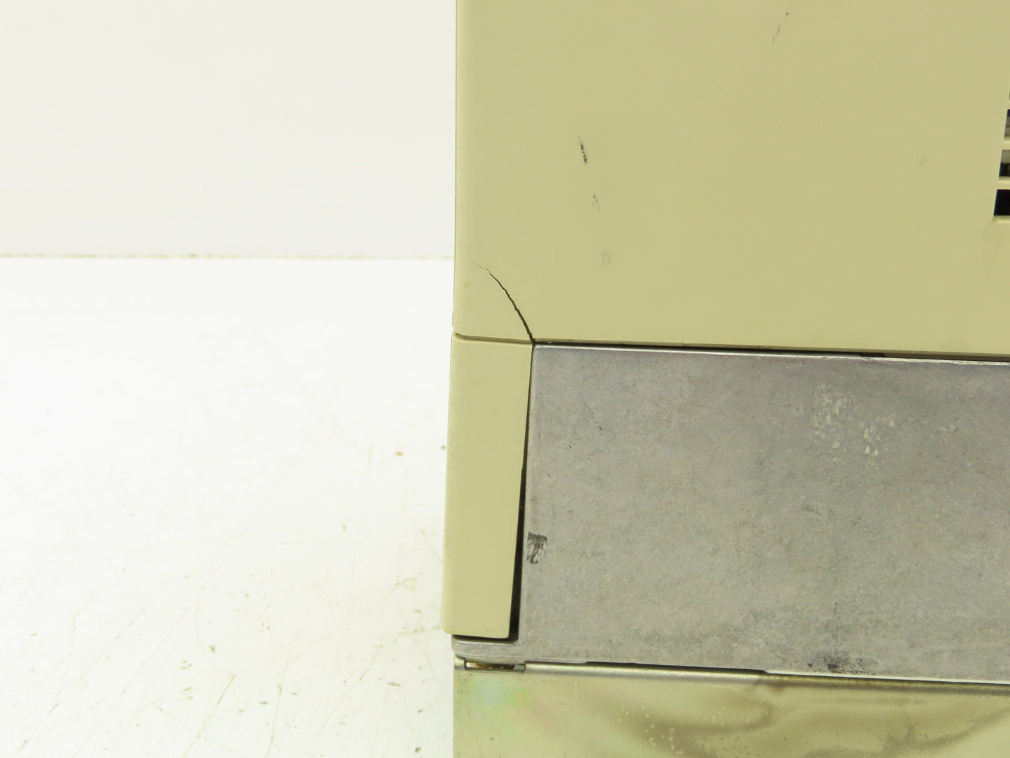 Kebco Combivert D2.S4.E2E-5000 Servo Drive S4 240V 12,1A 3Ph 4.2KVA 4000RPM