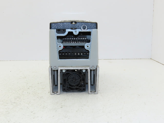 Allen Bradley 20AD3P4A0AYNNNC0 PowerFlex 70 Variable AC Drive VFD 2Hp 480V 3Ph