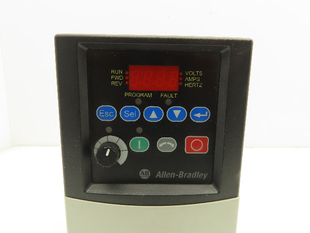 Allen Bradley 22B-D2P3N104 Powerflex 40 VFD AC Drive 0.75kw 1Hp 480V 3Ph