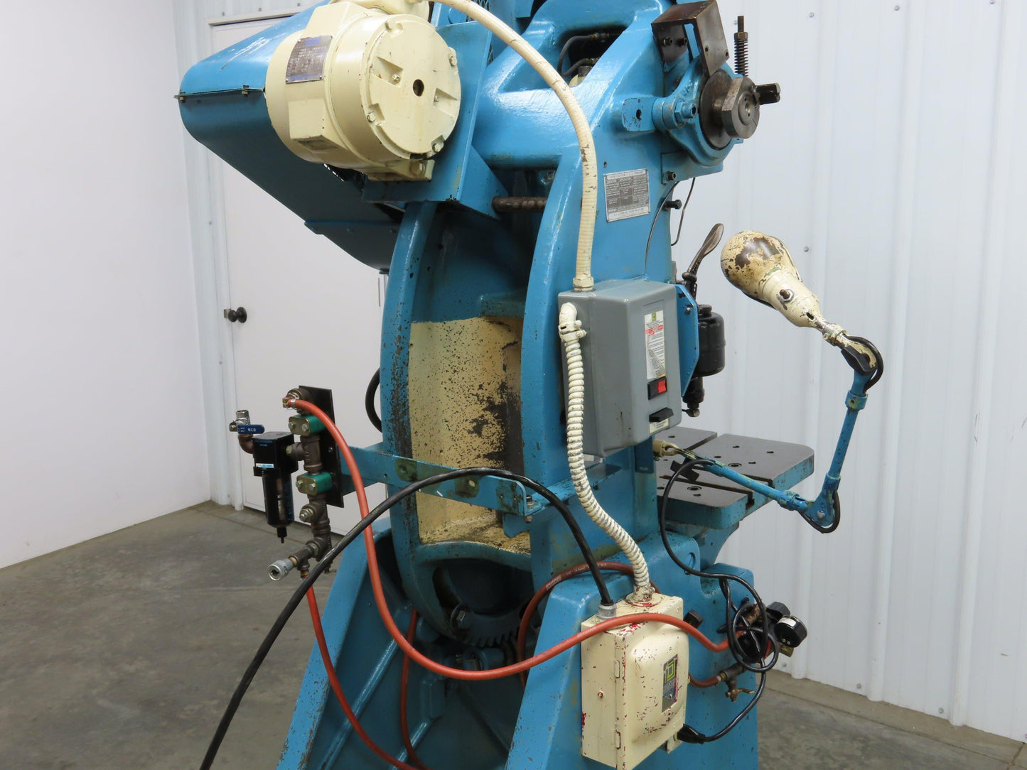 L&J No 18 Mechanical OBI Punch Press 18 Ton 2" Stroke 6" Throat 1.5Hp 3Ph