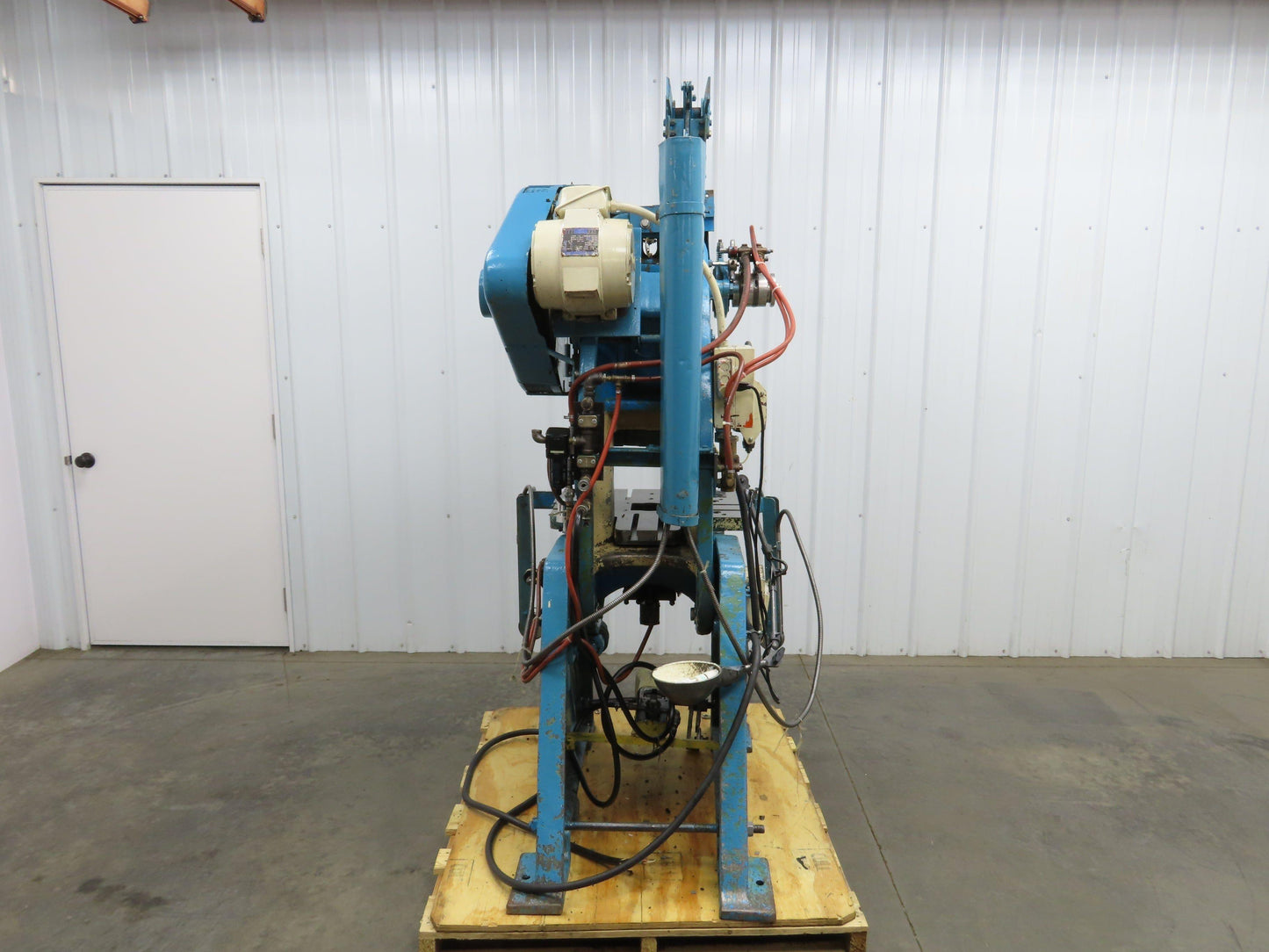 L&J No 18 Mechanical OBI Punch Press 18 Ton 2" Stroke 6" Throat 1.5Hp 3Ph