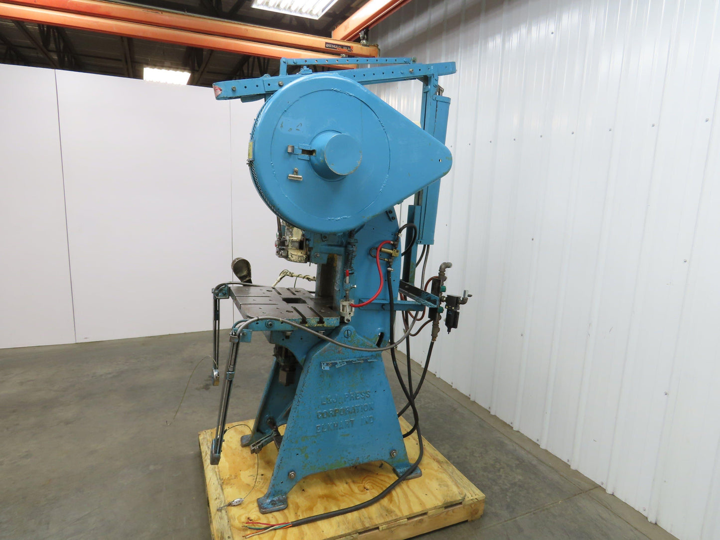 L&J No 18 Mechanical OBI Punch Press 18 Ton 2" Stroke 6" Throat 1.5Hp 3Ph