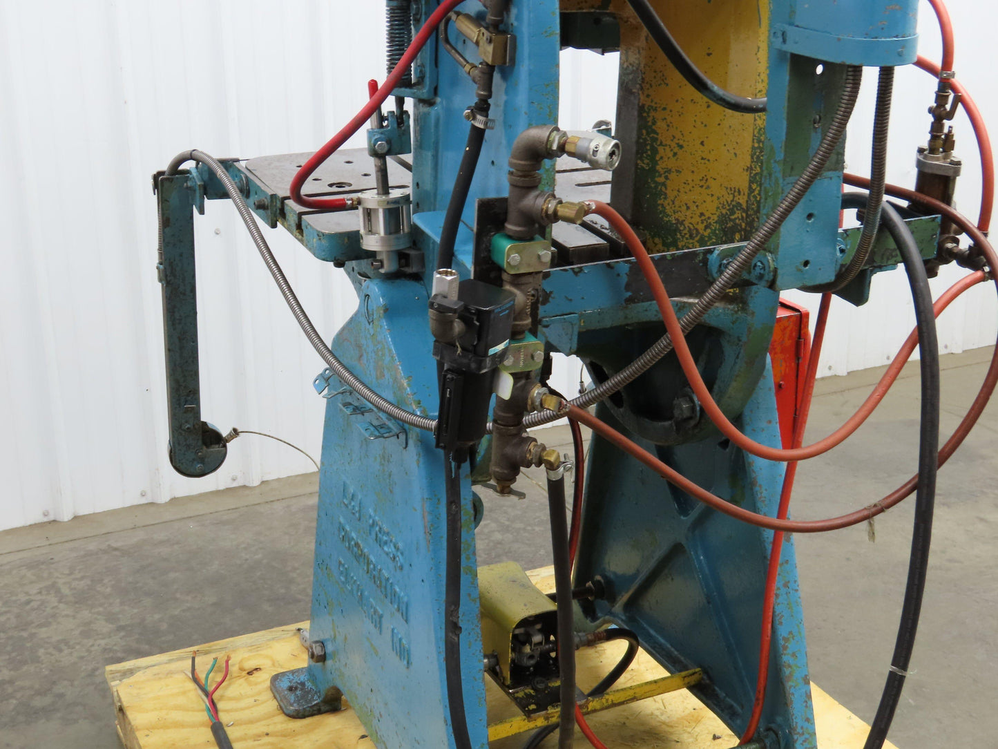 L&J No 18 Mechanical OBI Punch Press 18 Ton 2" Stroke 6" Throat 1.5Hp 3Ph
