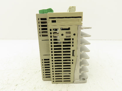 Yaskawa SGDH-04AE Servo Drive Servopack 200-230VAC  5.5A O.54HP 3PH Ser.D2