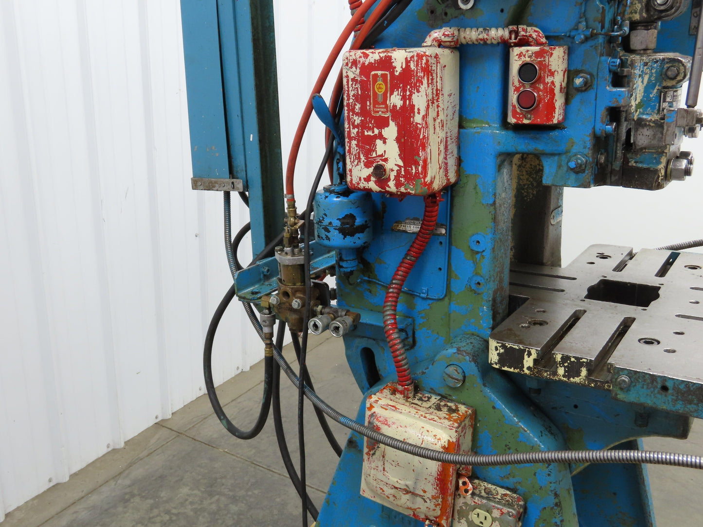L&J No 2 Mechanical OBI Punch Press 18 Ton 2" Stroke 6-1/2" Throat 230/460V 3Ph