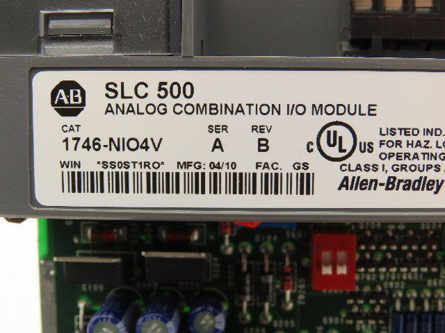 Allen Bradley 1746-NIO4V SLC500 Analog Combination I/O Module REV B Series A