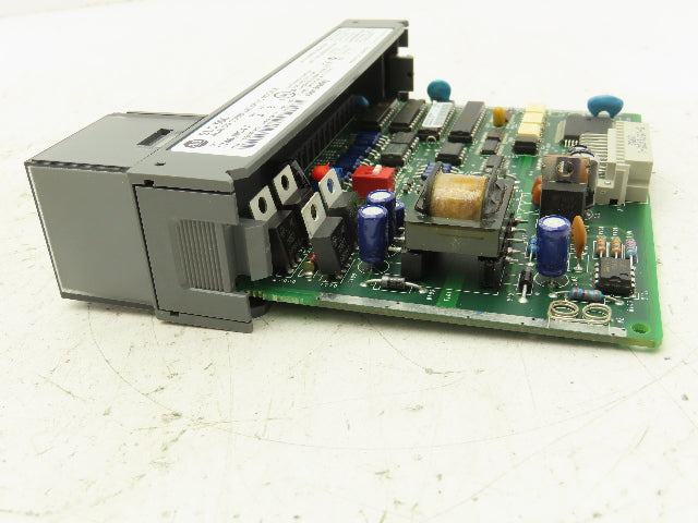 Allen Bradley 1746-NIO4V SLC500 Analog Combination I/O Module REV B Series A