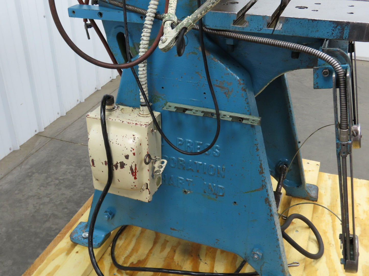 L&J No 18 Mechanical OBI Punch Press 18 Ton 2" Stroke 6" Throat 1.5Hp 3Ph