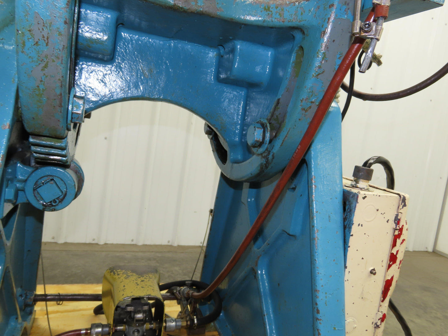 L&J No 18 Mechanical OBI Punch Press 18 Ton 2" Stroke 6" Throat 1.5Hp 3Ph