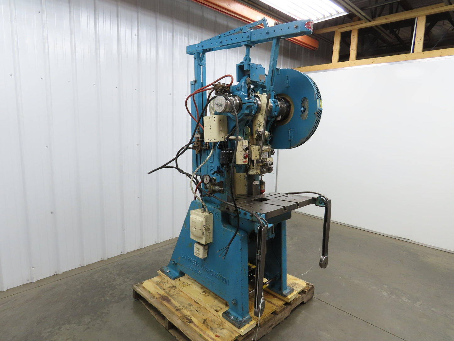 L&J No 18 Mechanical OBI Punch Press 18 Ton 2" Stroke 6" Throat 1.5Hp 3Ph