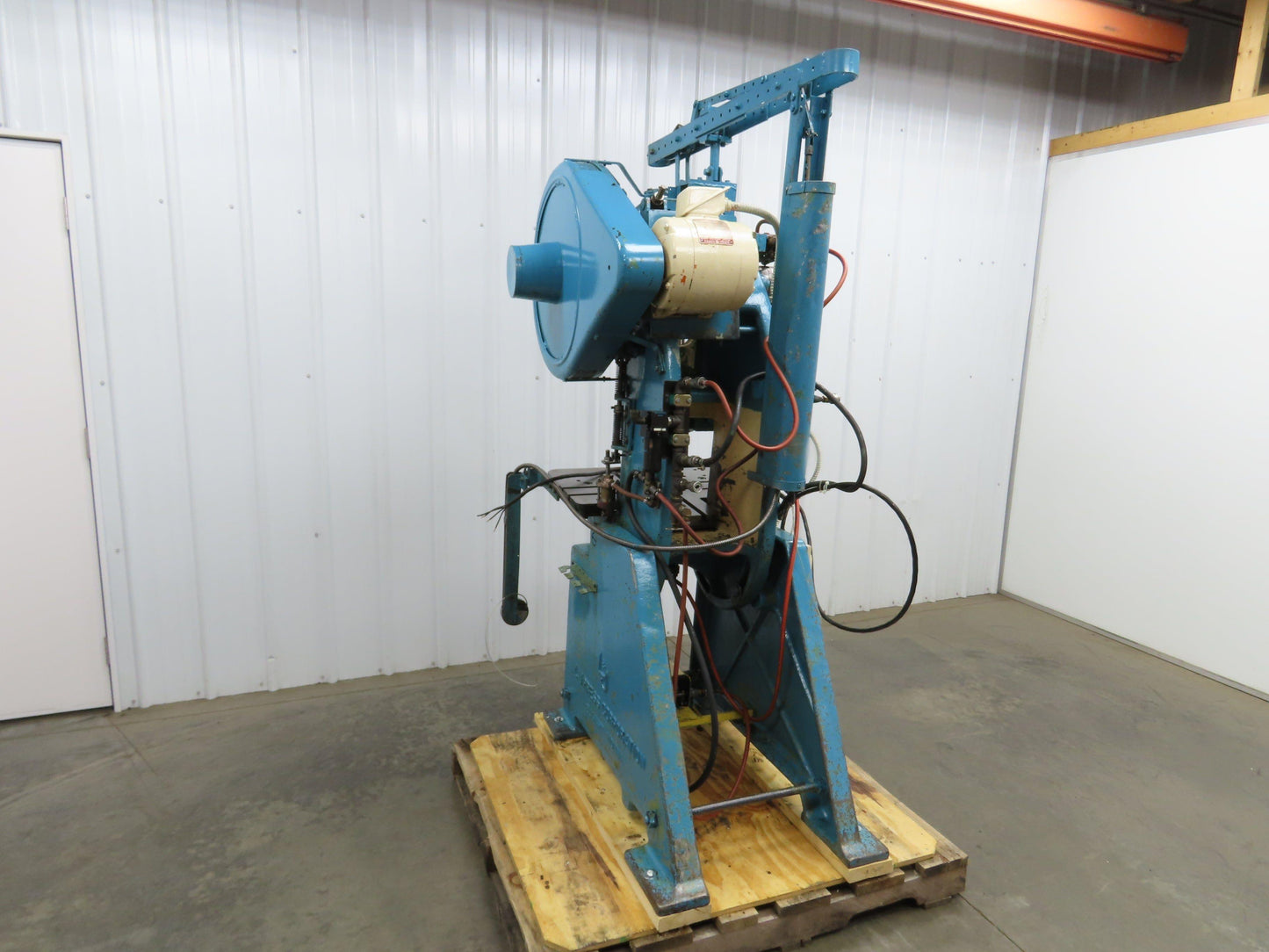 L&J No 18 Mechanical OBI Punch Press 18 Ton 2" Stroke 6" Throat 1.5Hp 3Ph