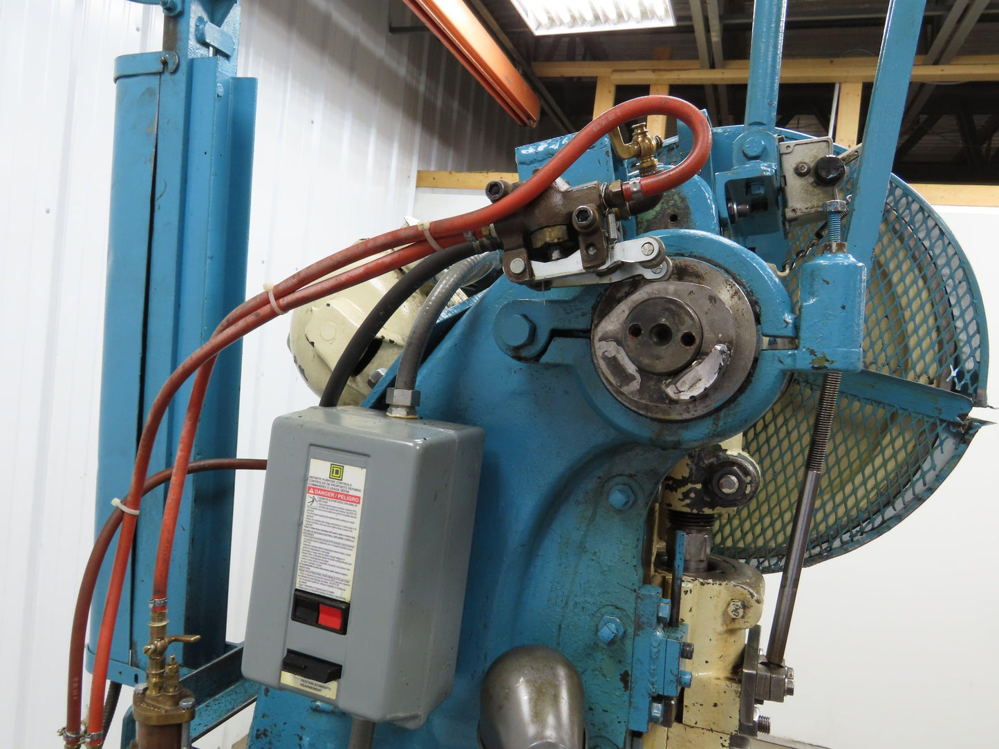 L&J No 2 Mechanical OBI Punch Press 18 Ton 2" Stroke 6" Throat 1.5Hp 3Ph