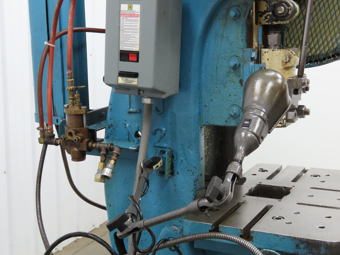 L&J No 2 Mechanical OBI Punch Press 18 Ton 2" Stroke 6" Throat 1.5Hp 3Ph