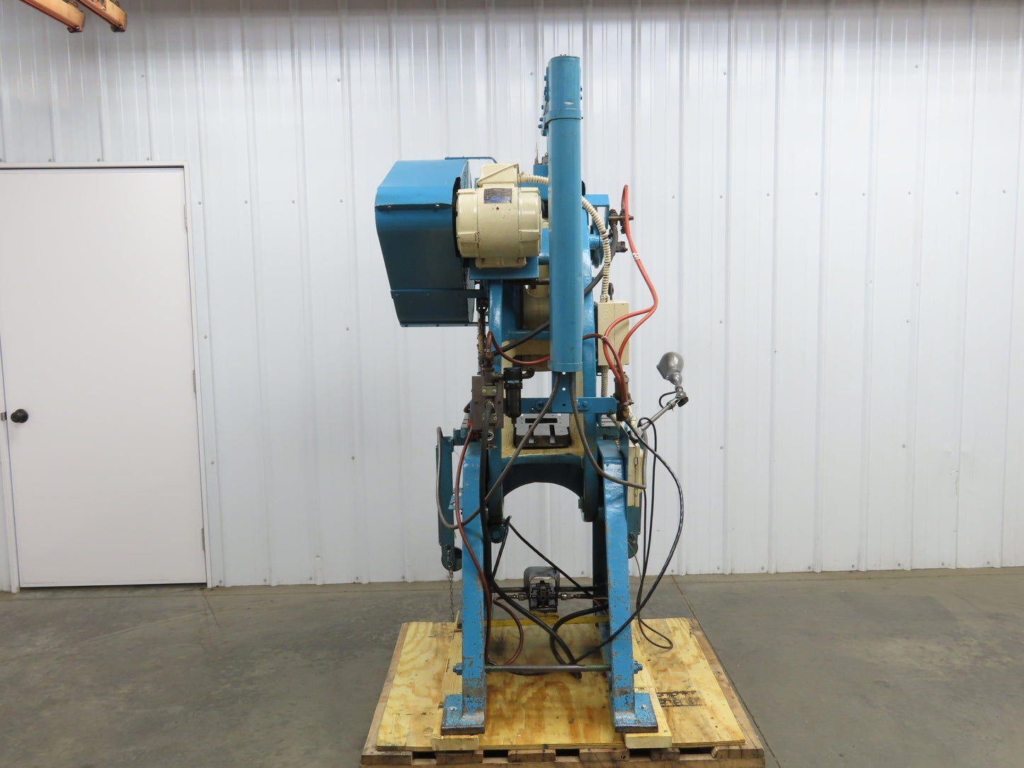 L&J No 18 Mechanical OBI Punch Press 18 Ton 2" Stroke 6" Throat 1.5Hp 3Ph