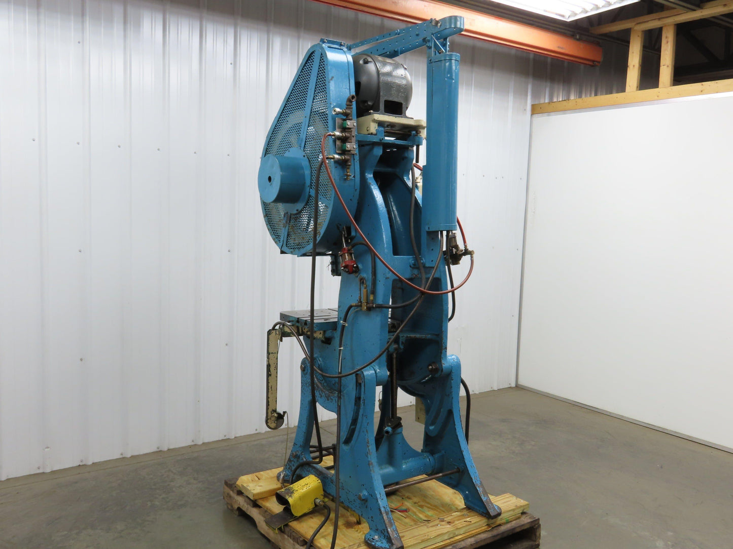 E W Bliss 19C Mechanical OBI Punch Press 19 Ton 2" Stroke 6" Throat 2Hp 3Ph