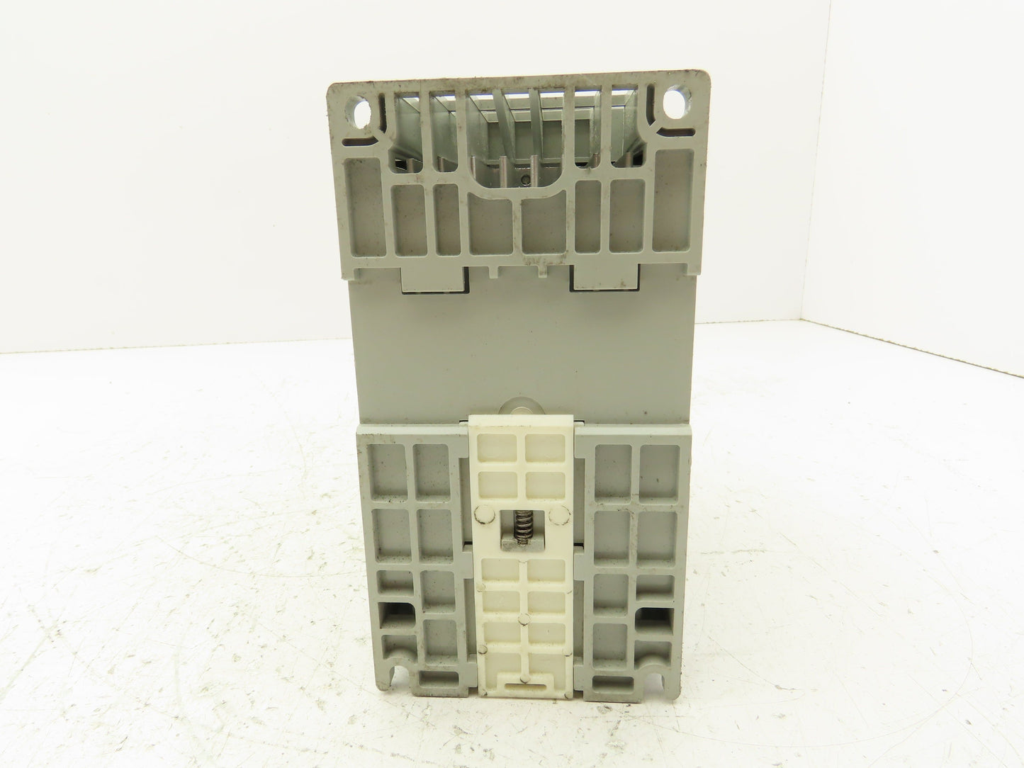 Allen Bradley 22A-D1P4N104 Powerflex 4 VFD Drive 0.5 HP 480V 1.4A FW 7.02 Ser A