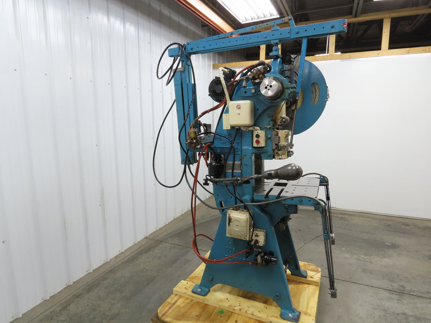 L&J No 2 Mechanical OBI Punch Press 18 Ton 2" Stroke 6" Throat 2Hp 3Ph