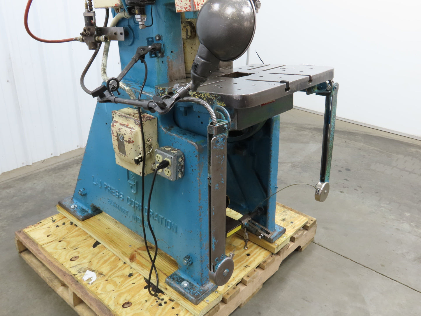 L&J No 18 Mechanical OBI Punch Press 18 Ton 2" Stroke 6" Throat 1.5Hp 3Ph