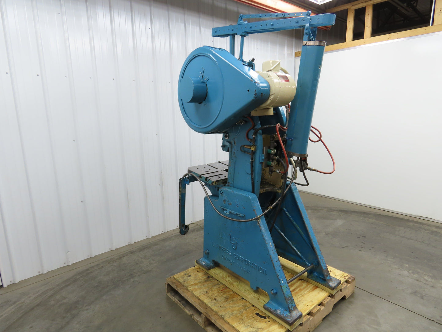 L&J No 18 Mechanical OBI Punch Press 18 Ton 2" Stroke 6" Throat 1.5Hp 3Ph