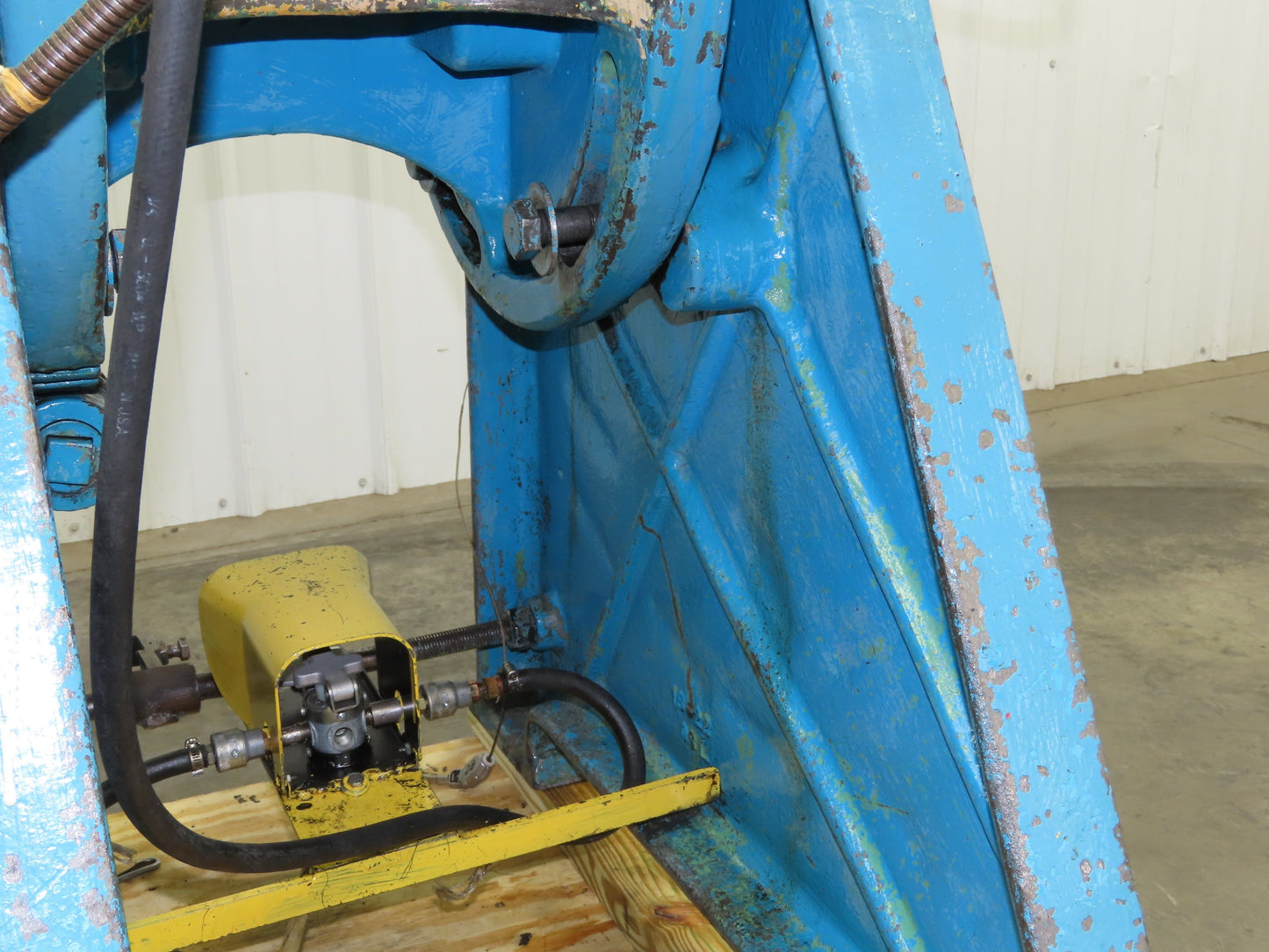 L&J No 18 Mechanical OBI Punch Press 18 Ton 2" Stroke 6" Throat 1.5Hp 3Ph