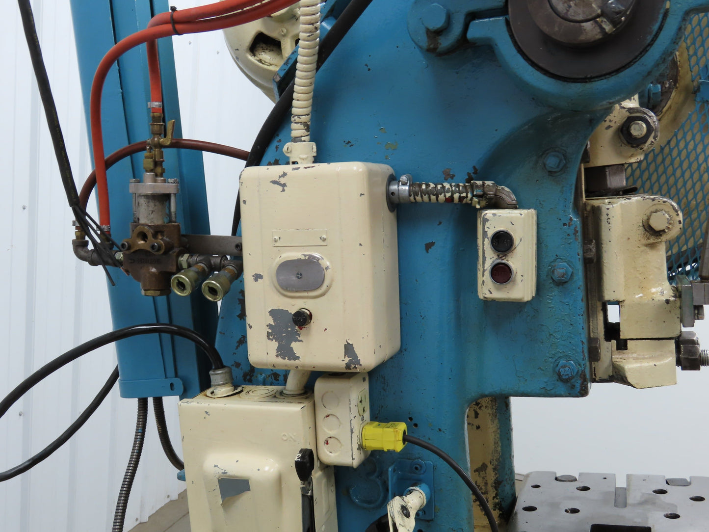 L&J No 3 Mechanical OBI Punch Press 22 Ton 2" Stroke 6-1/2" Throat 2Hp 3Ph