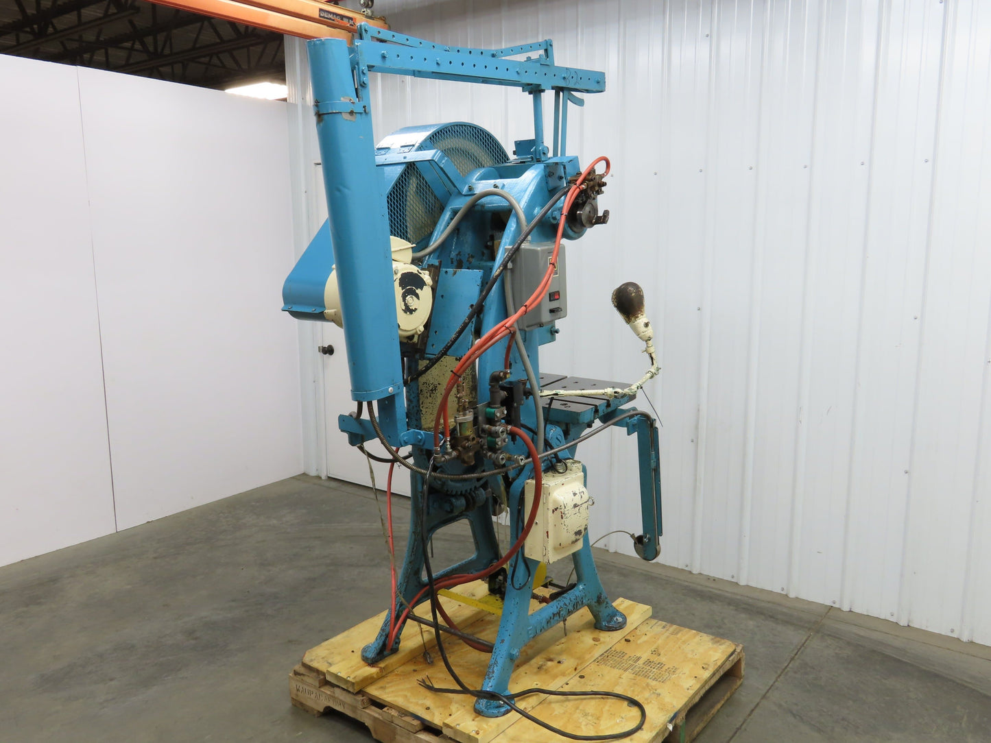 L&J No 2 Mechanical OBI Punch Press 18 Ton 2" Stroke 5-1/2" Throat 1.5Hp 3Ph
