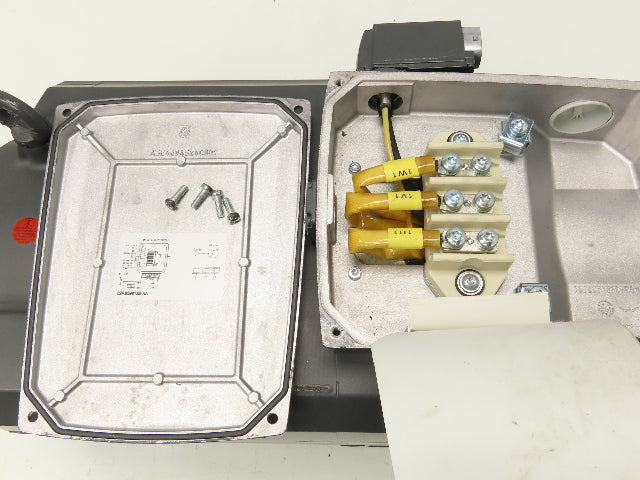 Siemens 1PH8133-1FF1 0-1FC1-Z Servo Motor 480V 3PH Encoder AM22DQ F35