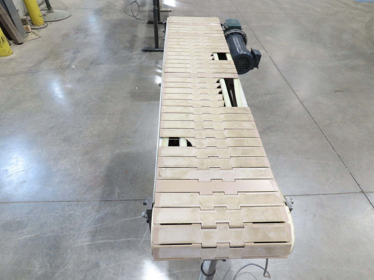 12"x 56"L Plastic Tabletop Belt Bottle Conveyor Adj Height 90VDC 200 FPM