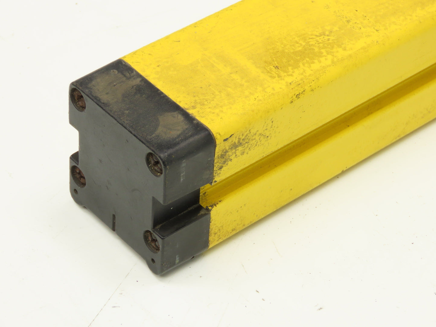 Sick 30-MGS MGSE90-12B Safety Light Curtain Receiver 900mm