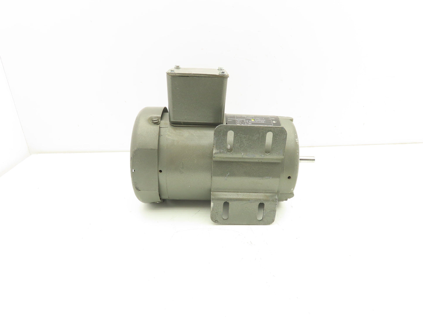 Baldor M3355 AC Motor 1/6Hp 1725 RPM 230/460V 3PH 42 Frame 3/8" Shaft