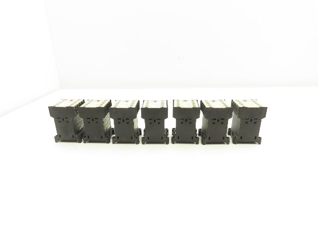 Siemen 3TH2022-0DB4 Contactor Relay 230V 3A 17-30VDC 2NO 2NC Lot Of 7