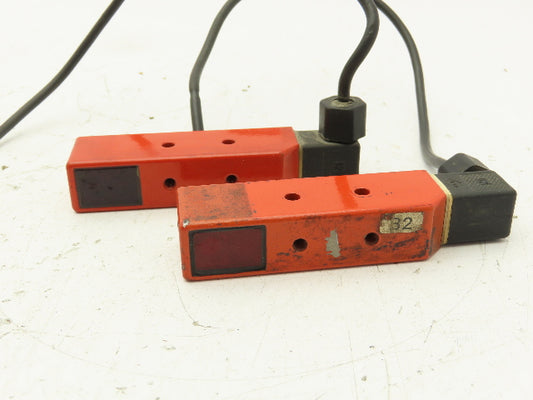 Leuze PRK 97/4 D S.1 Photoelectric Sensor 10-30VDC  Lot of 2