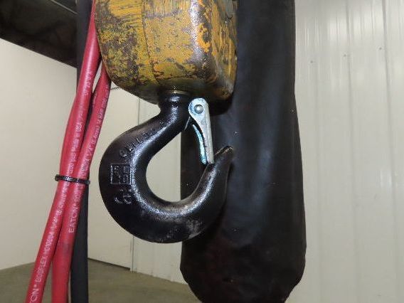 Ingersoll Rand HL200QK 2 Ton 4000Lb Pneumatic Air Hoist 11' 8"Lift Power Trolley